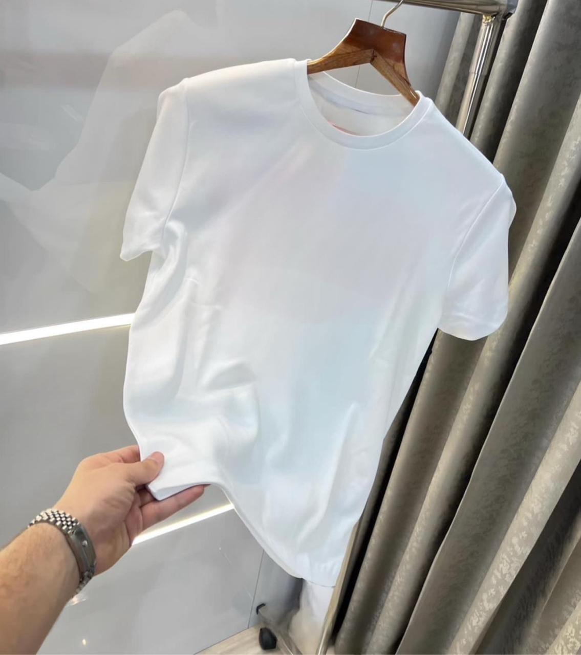 Pure Comfort Cotton Tee – M to XXL😍💫