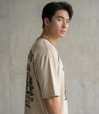 Men’s “Friends Forever Club” Graphic Printed T-Shirt – Premium Cotton | Regular & Oversized Fit